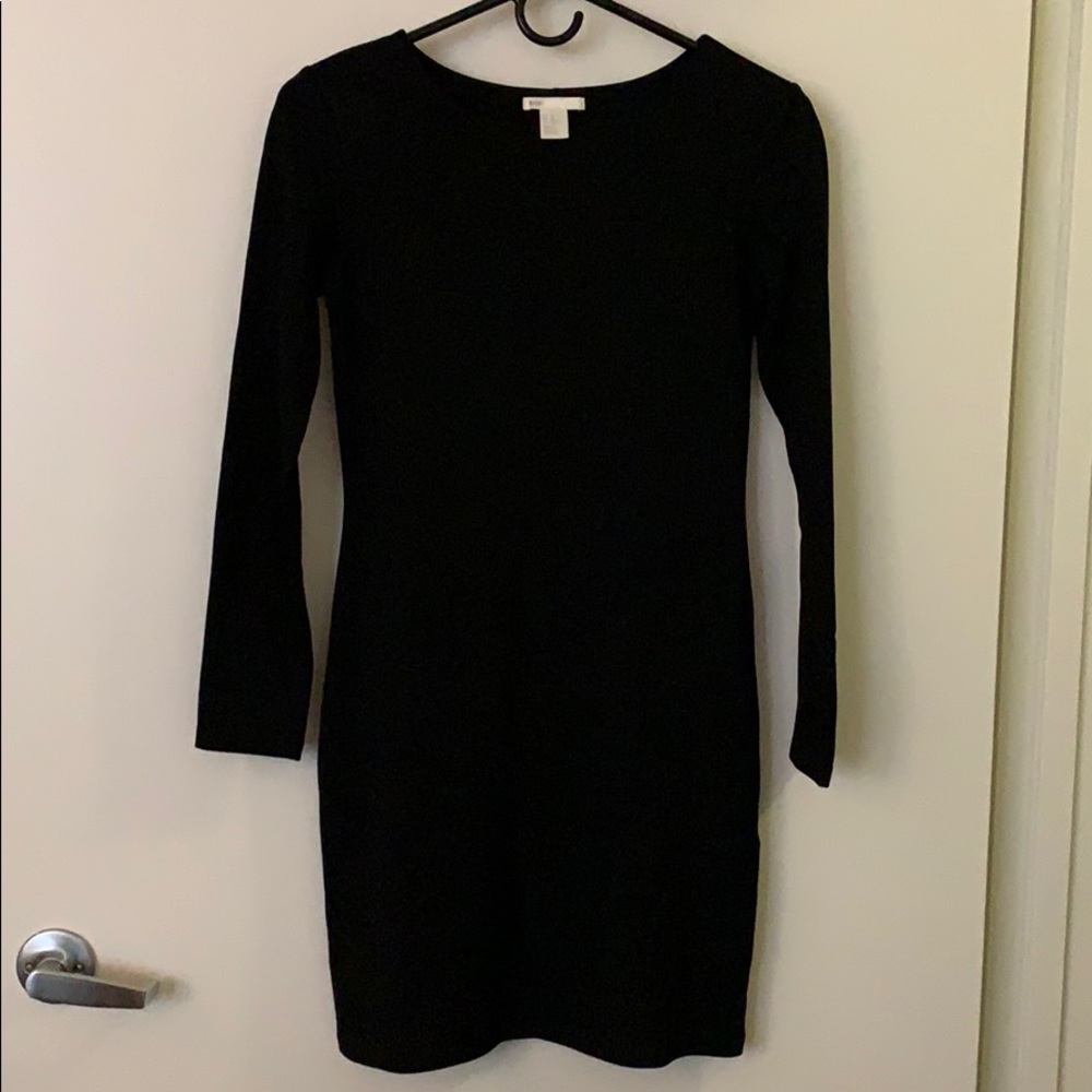H&m simple classic long sleeve black dress